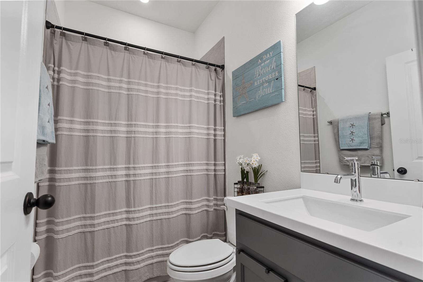 Image 15 of 19 For 1253 Old Windsor Way