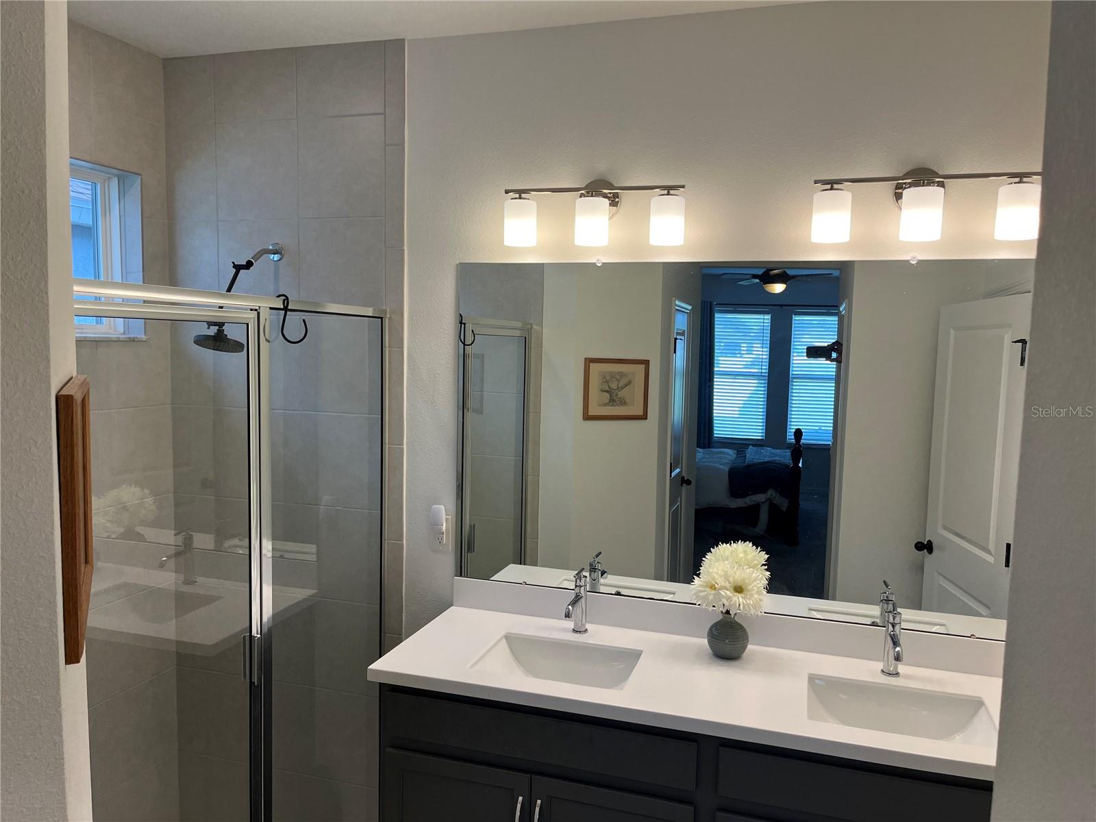 Image 4 of 19 For 1253 Old Windsor Way