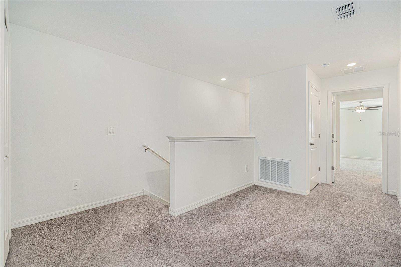 Image 12 of 27 For 6144 Shiner Street