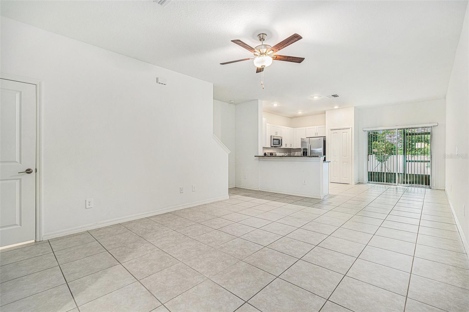 Image 6 of 27 For 6144 Shiner Street