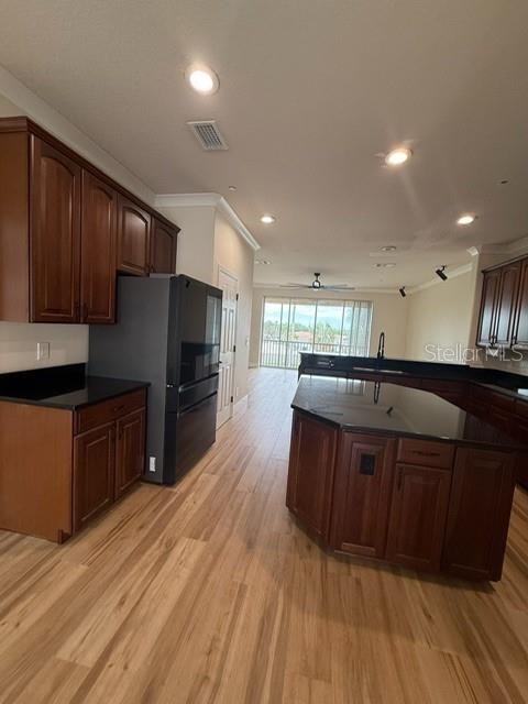 Image 13 of 50 For 1142 Venetian Harbor Drive Ne