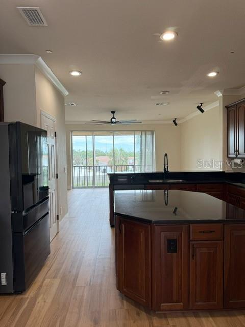 Image 15 of 50 For 1142 Venetian Harbor Drive Ne