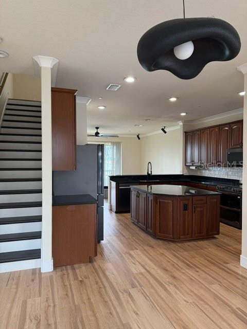 Image 16 of 50 For 1142 Venetian Harbor Drive Ne