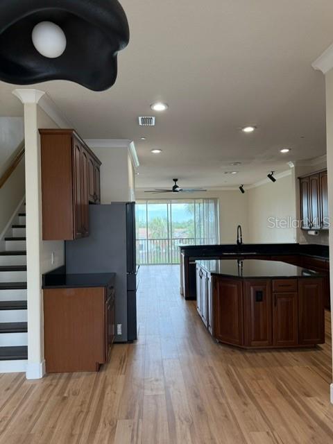 Image 17 of 50 For 1142 Venetian Harbor Drive Ne