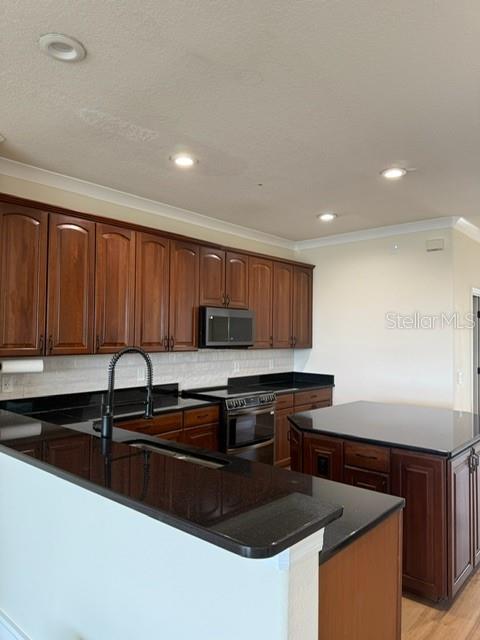 Image 22 of 50 For 1142 Venetian Harbor Drive Ne