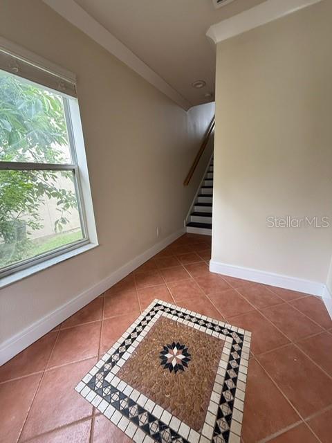 Image 3 of 50 For 1142 Venetian Harbor Drive Ne
