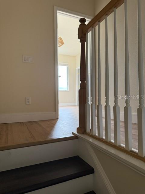 Image 38 of 50 For 1142 Venetian Harbor Drive Ne