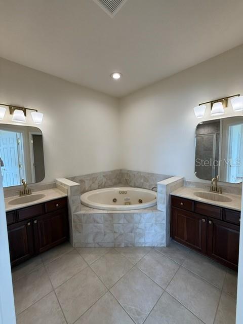 Image 41 of 50 For 1142 Venetian Harbor Drive Ne