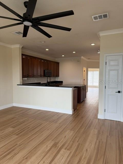 Image 5 of 50 For 1142 Venetian Harbor Drive Ne