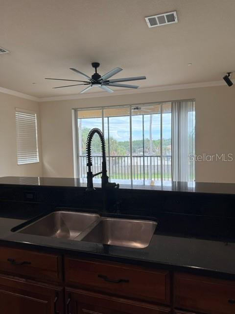 Image 7 of 50 For 1142 Venetian Harbor Drive Ne