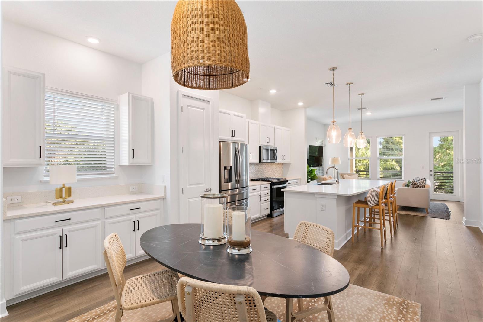 Image 10 of 44 For 2511 Grady Avenue 41