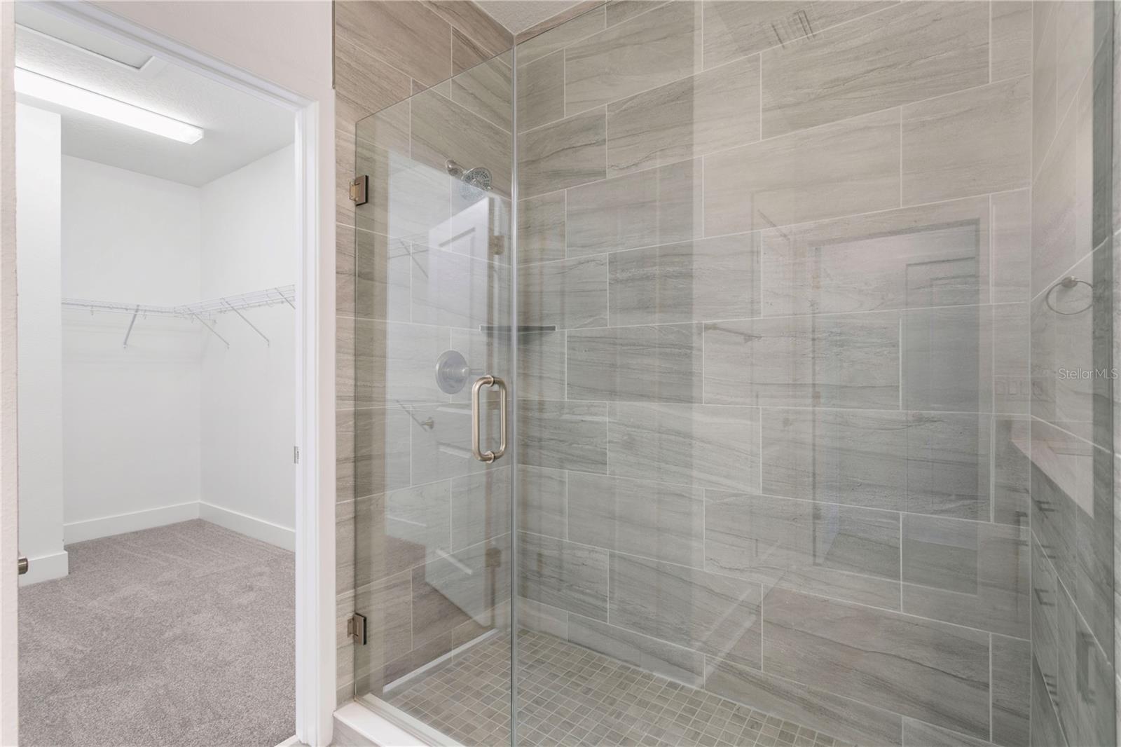 Image 24 of 44 For 2511 Grady Avenue 41