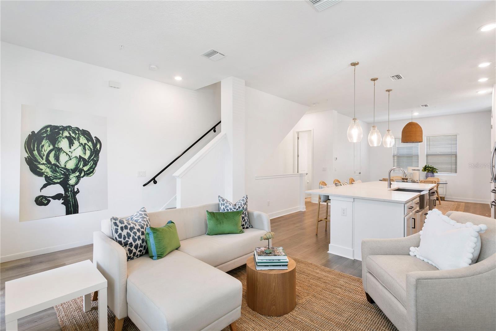 Image 6 of 44 For 2511 Grady Avenue 41