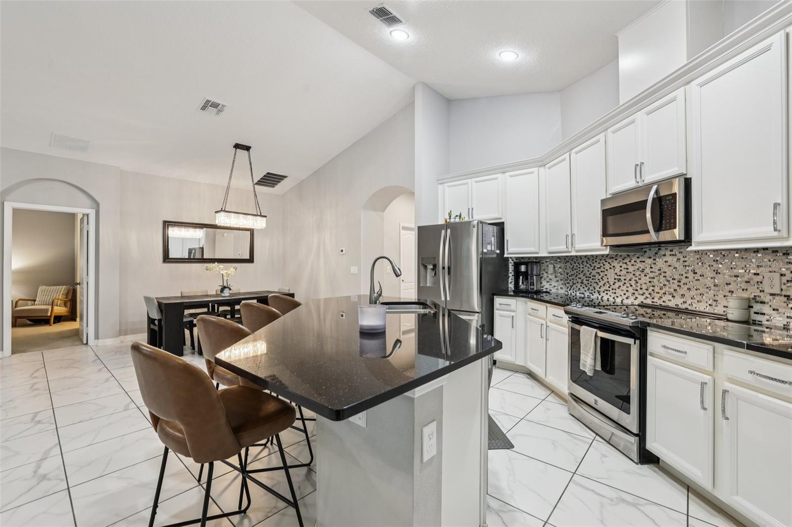 Image 18 of 32 For 1380 Clear Brook Place