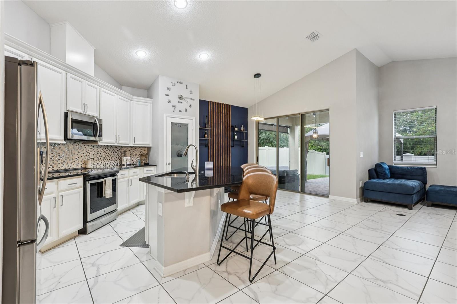 Image 23 of 32 For 1380 Clear Brook Place