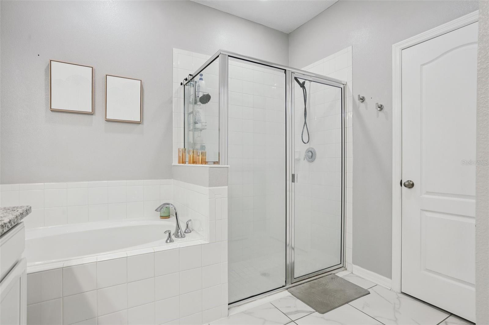 Image 27 of 32 For 1380 Clear Brook Place