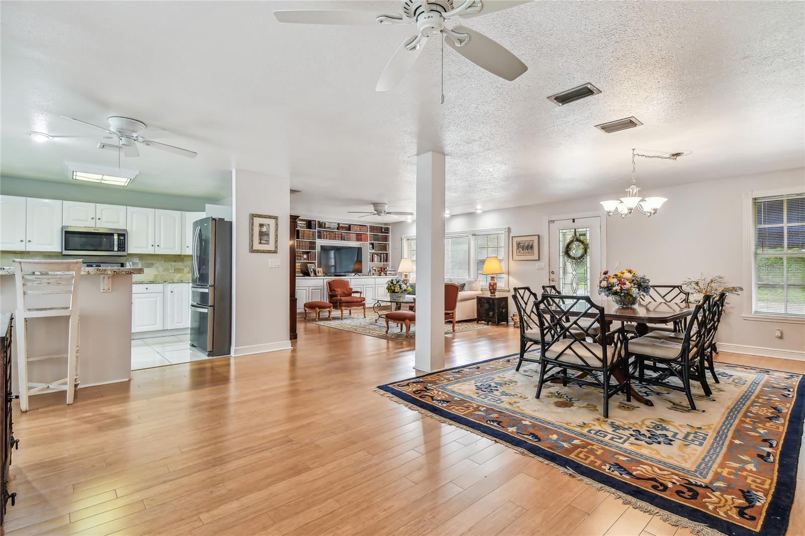 Image 6 of 17 For 1300 Farragut Drive N