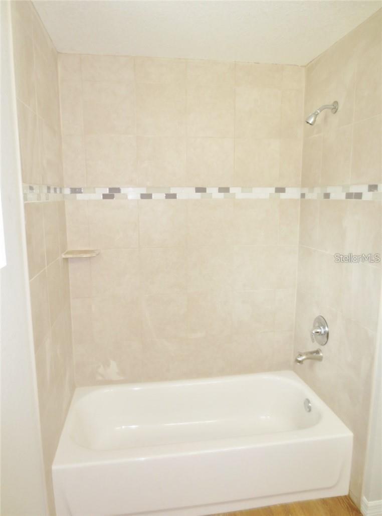 Image 11 of 31 For 2424 18th Avenue