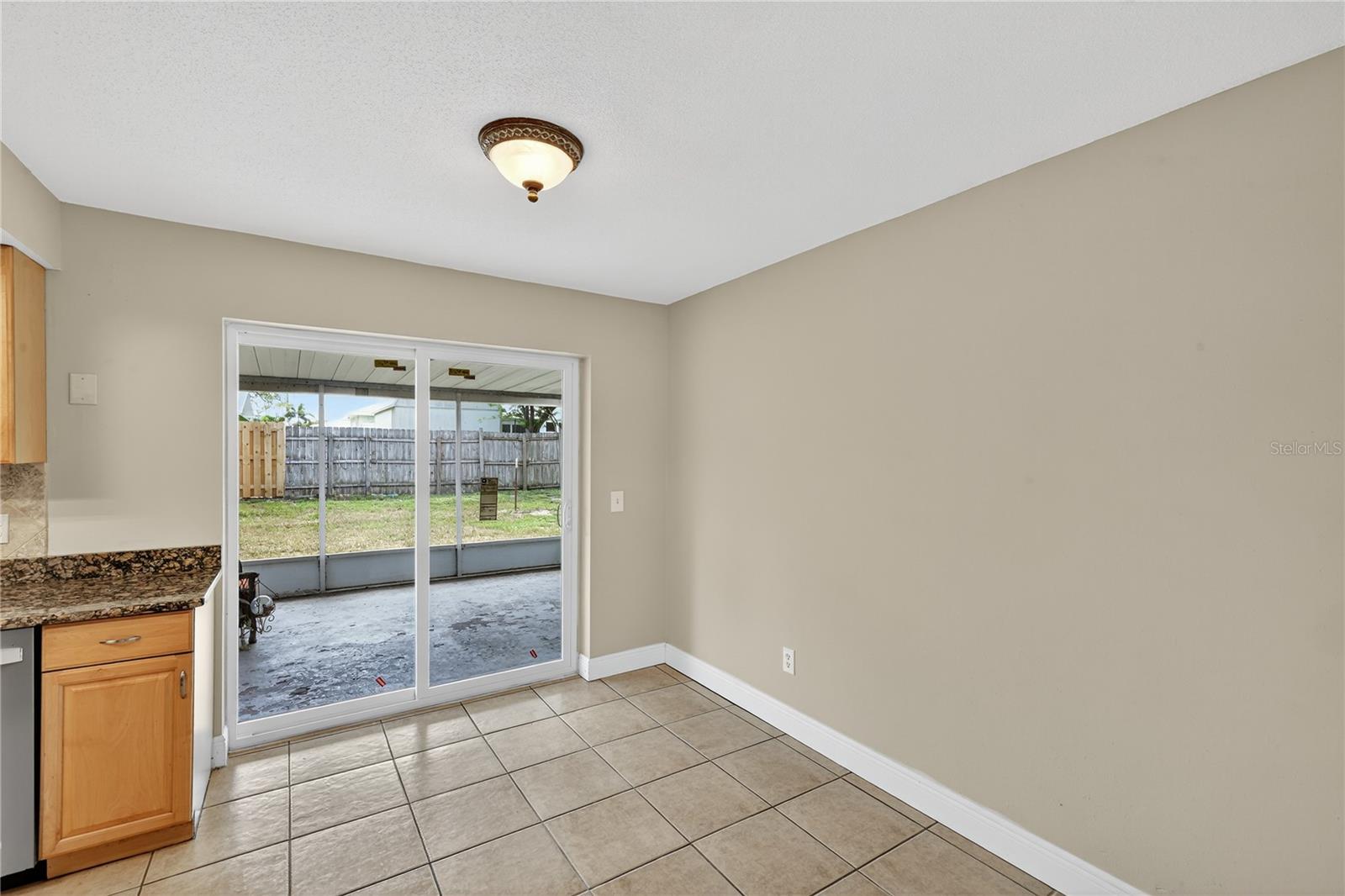 Image 12 of 39 For 14532 Sioux Avenue
