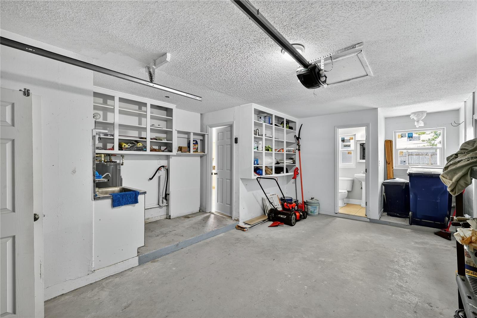 Image 22 of 39 For 14532 Sioux Avenue