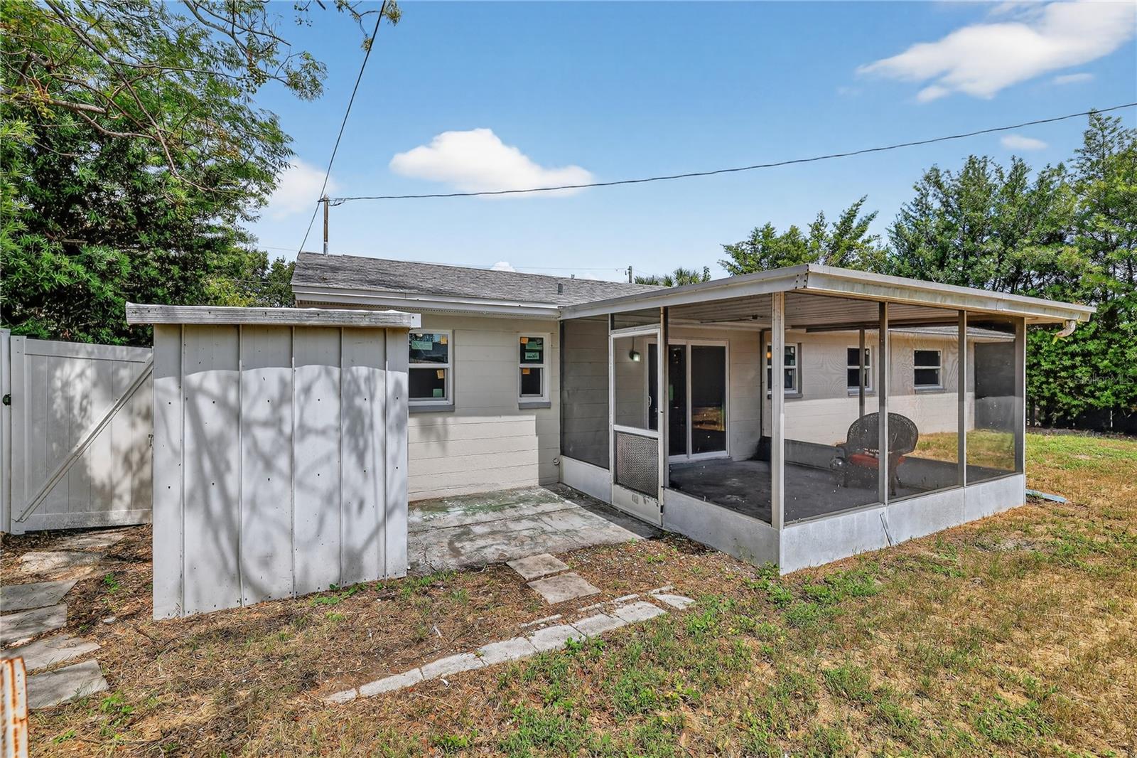 Image 28 of 39 For 14532 Sioux Avenue