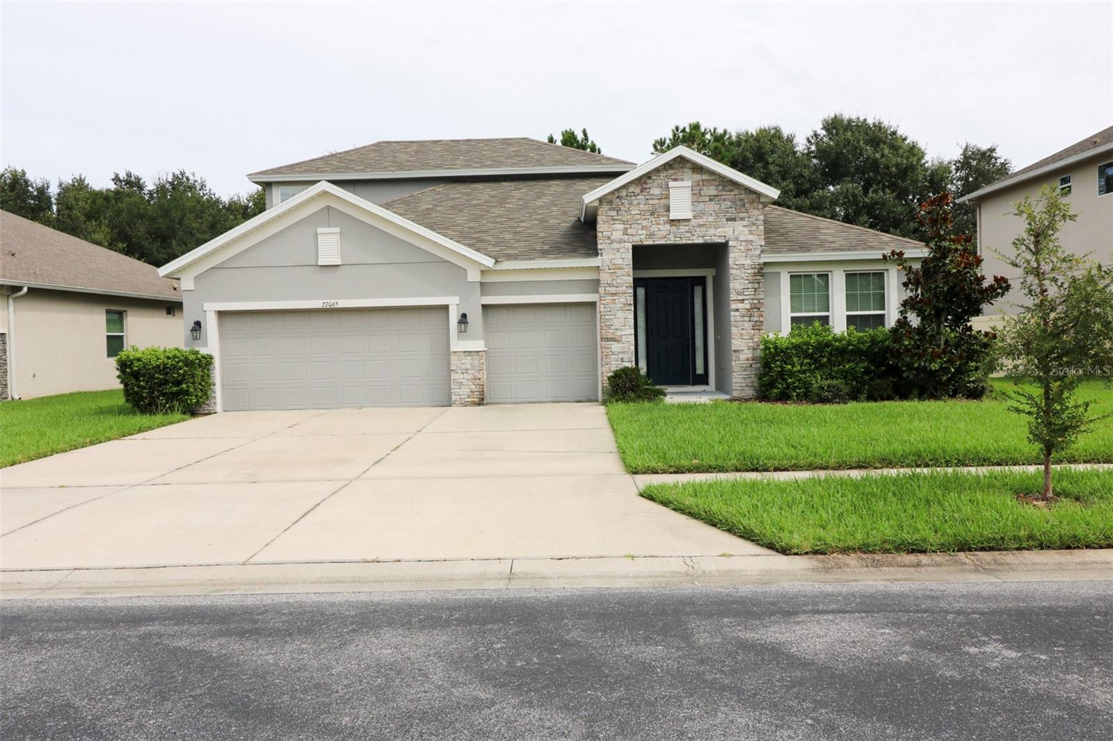 Image 3 of 40 For 27065 Sora Boulevard