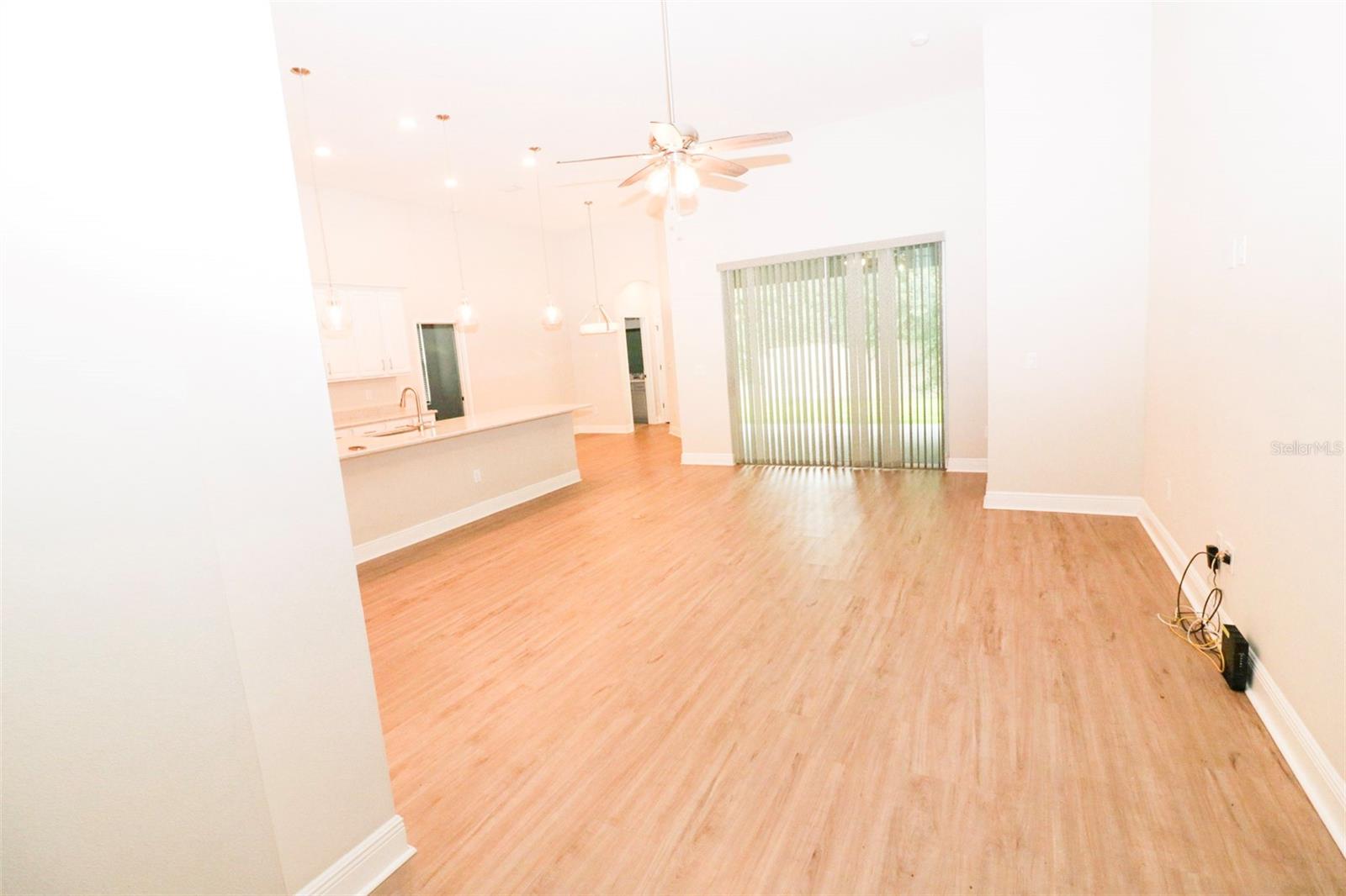 Image 4 of 40 For 27065 Sora Boulevard