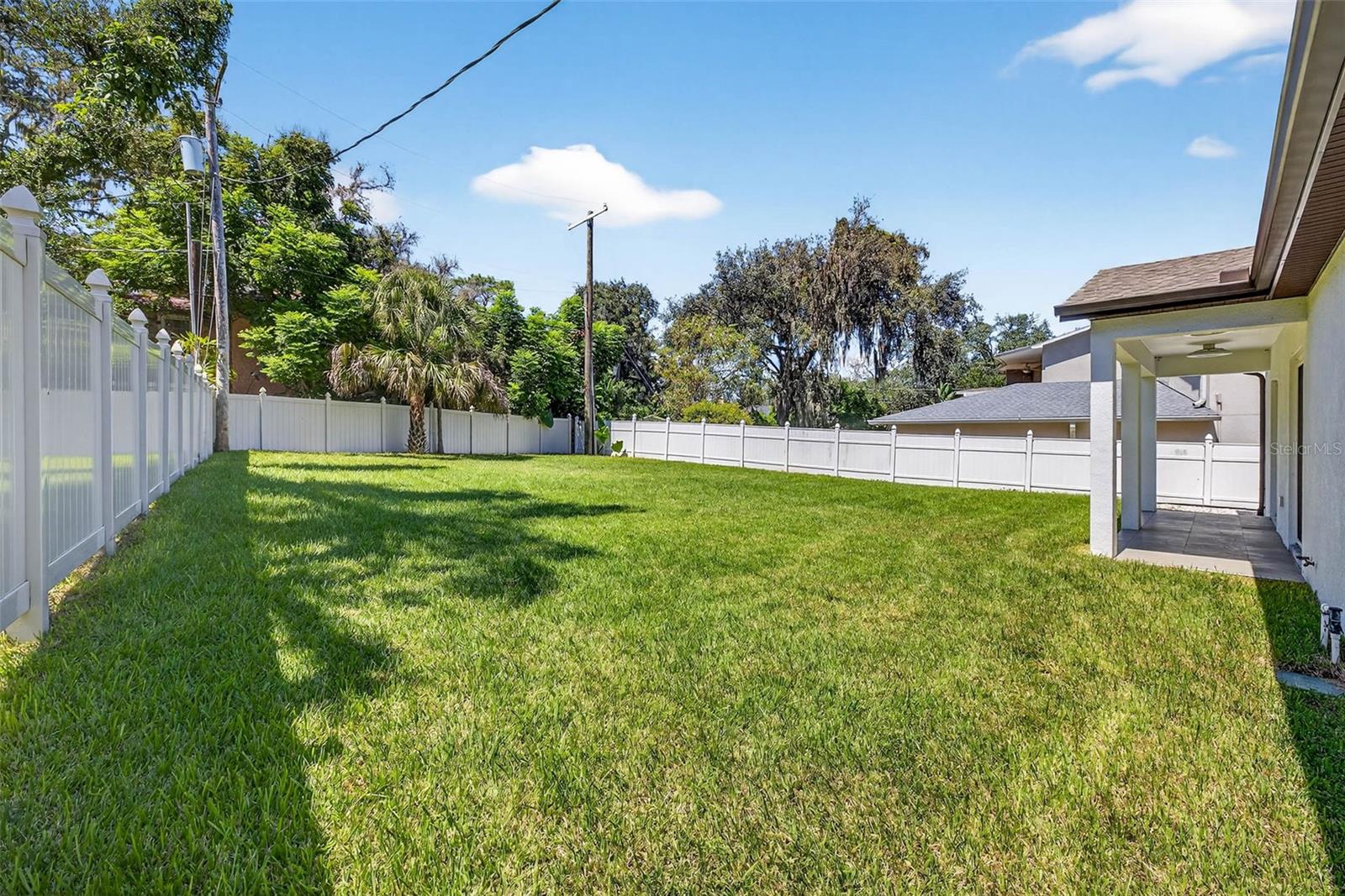 Image 54 of 60 For 216 Glen Arven Avenue