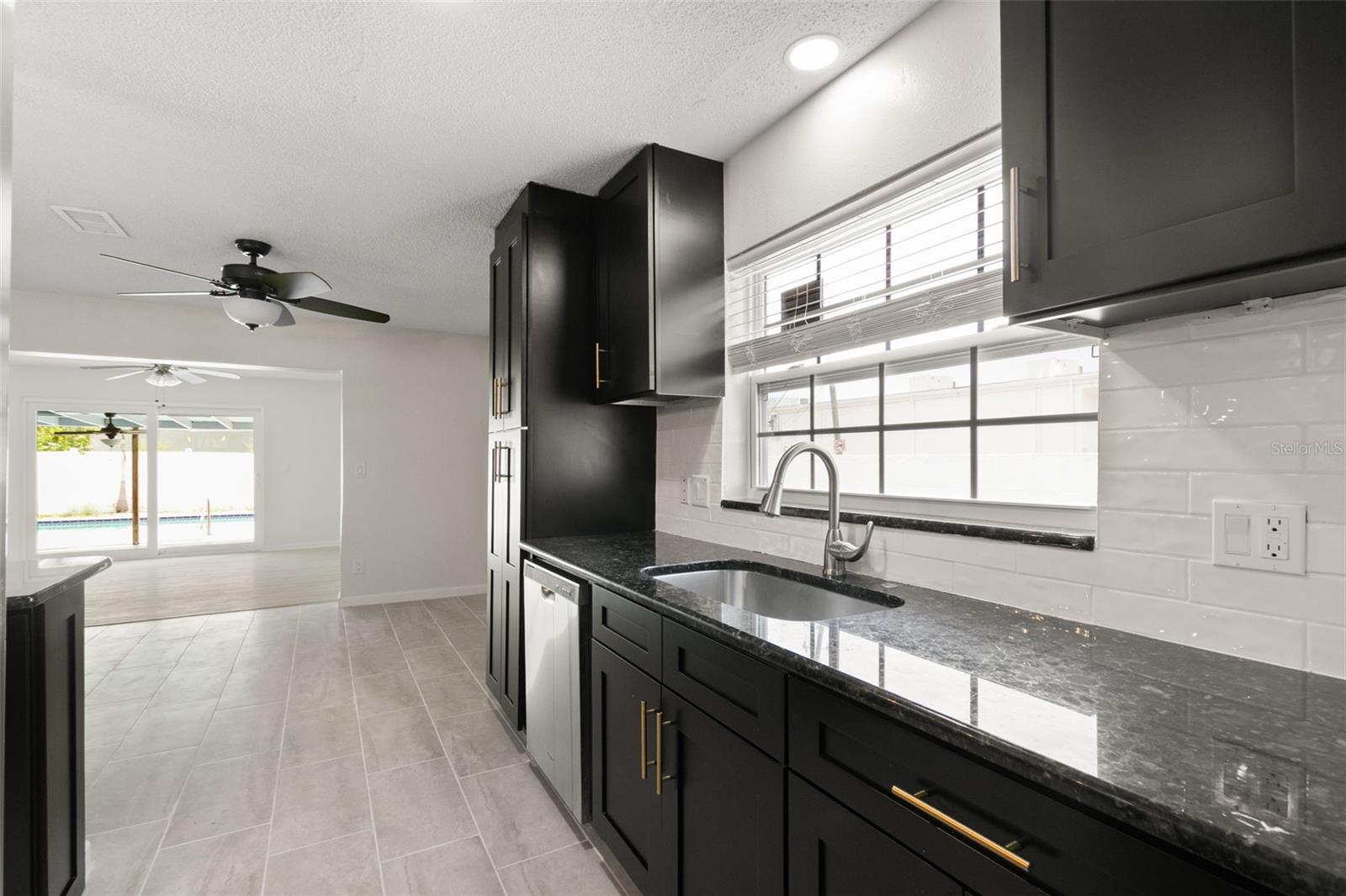 Image 11 of 35 For 310 94th Avenue N