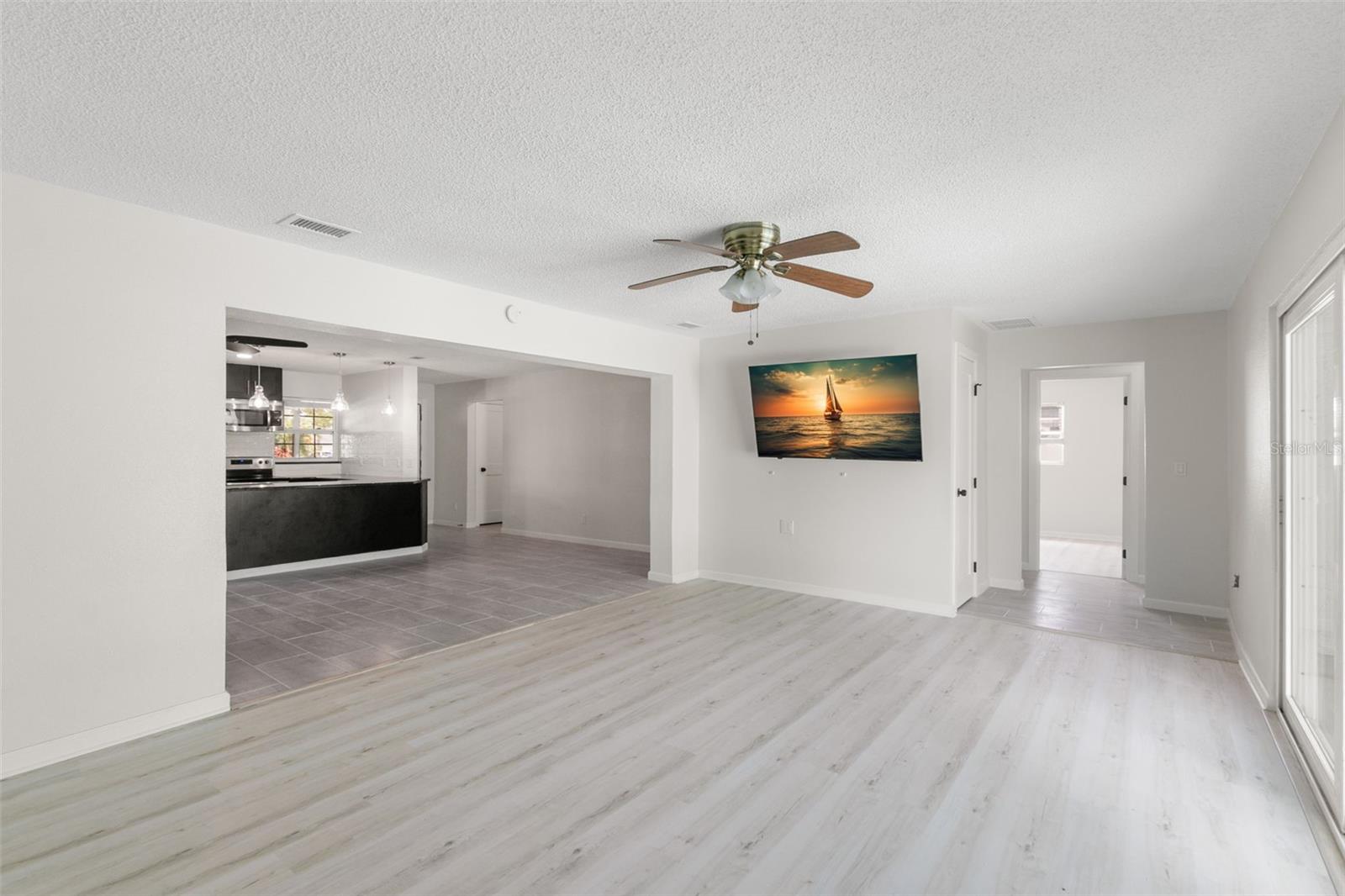 Image 14 of 35 For 310 94th Avenue N
