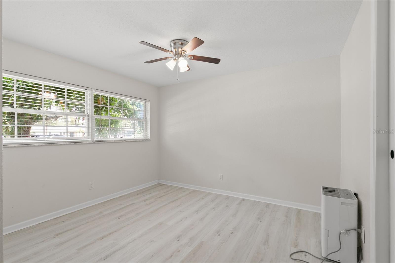 Image 28 of 35 For 310 94th Avenue N