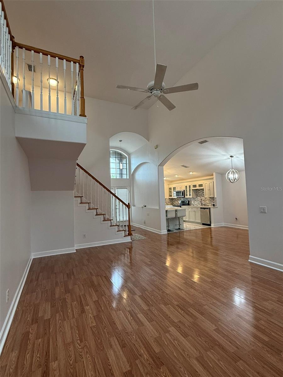 Image 30 of 39 For 212 Arbor Woods Circle