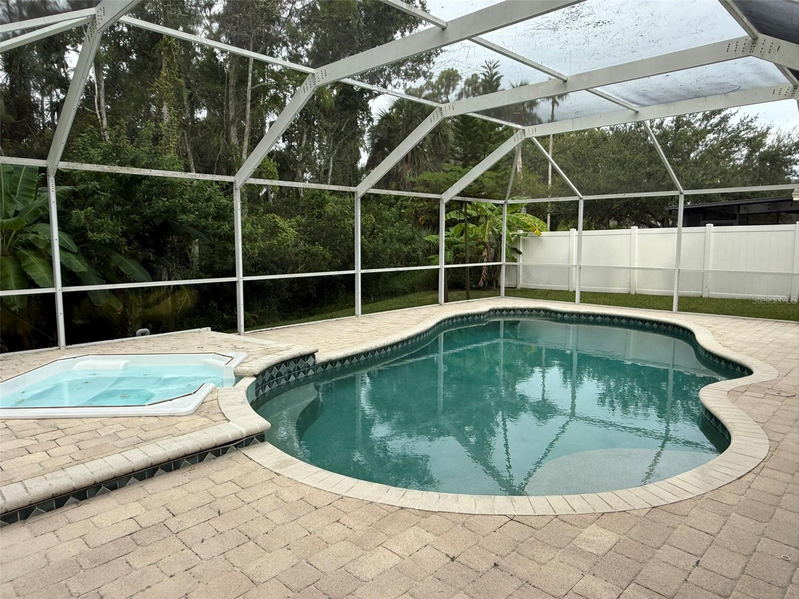Image 32 of 39 For 212 Arbor Woods Circle