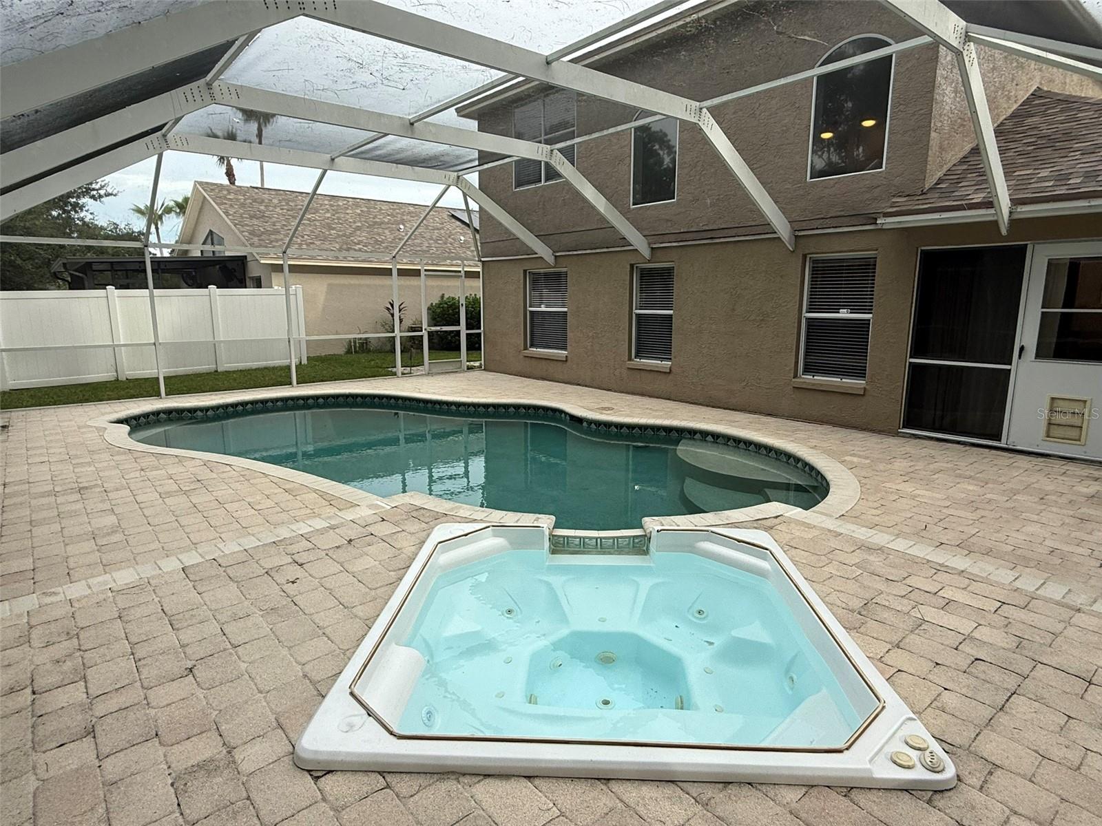 Image 33 of 39 For 212 Arbor Woods Circle