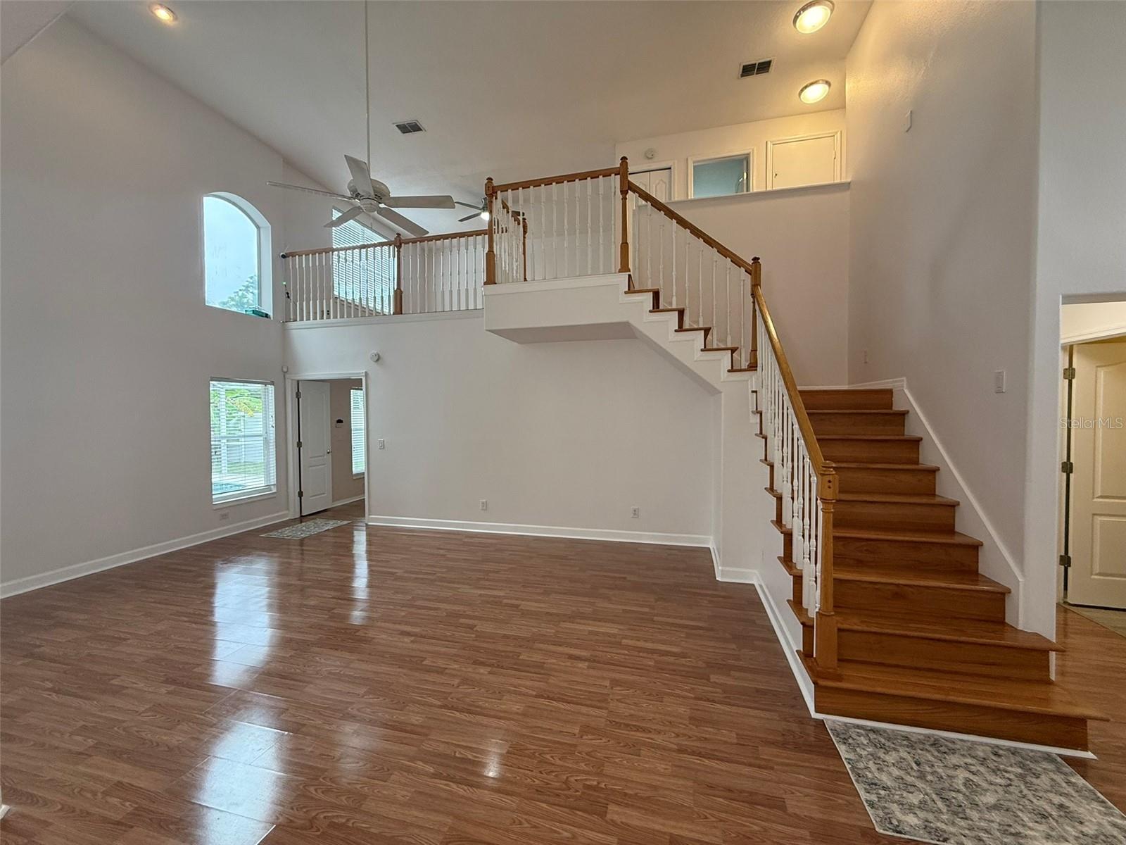 Image 5 of 39 For 212 Arbor Woods Circle
