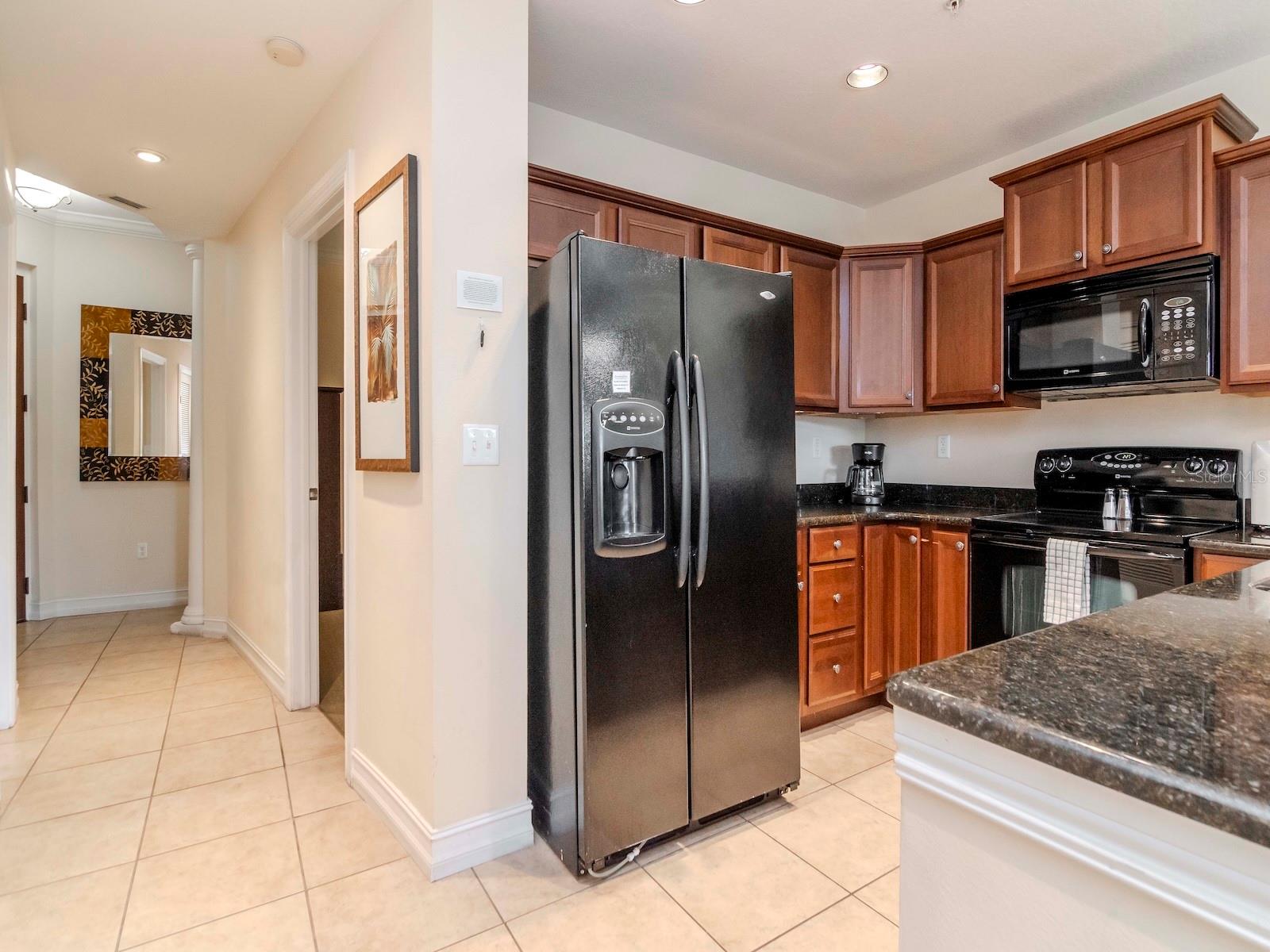Image 10 of 51 For 13941 Clubhouse Dr  212