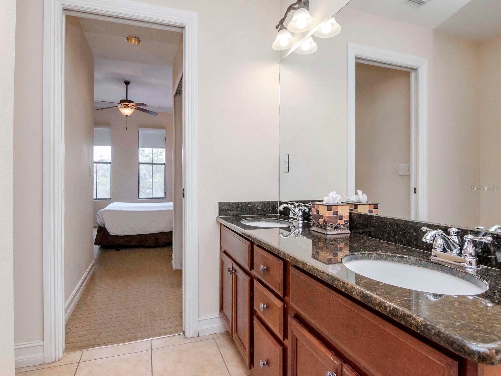 Image 22 of 51 For 13941 Clubhouse Dr  212