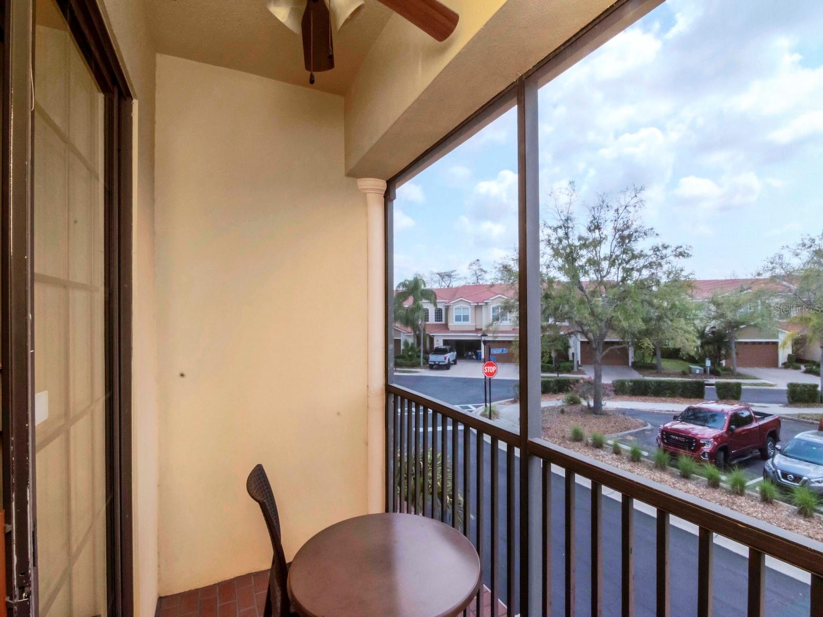 Image 31 of 51 For 13941 Clubhouse Dr  212