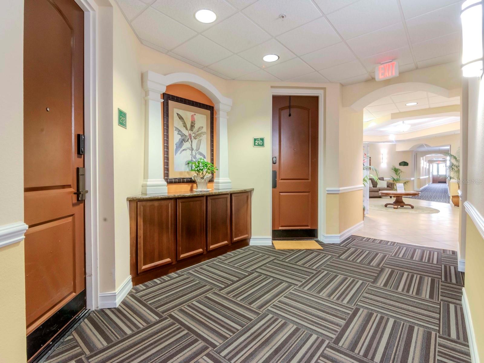 Image 32 of 51 For 13941 Clubhouse Dr  212