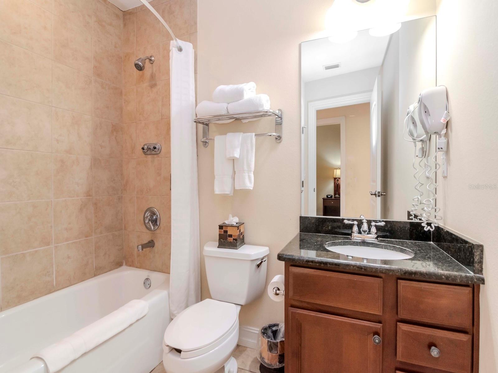 Image 9 of 51 For 13941 Clubhouse Dr  212