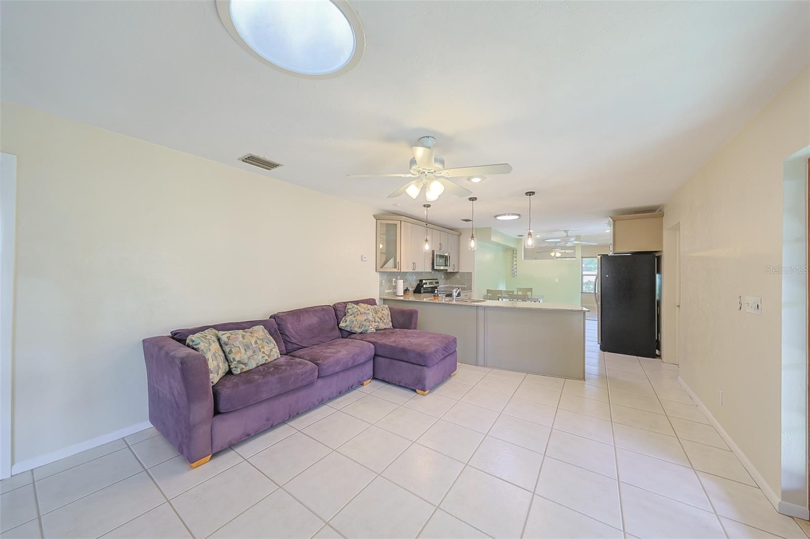 Image 11 of 37 For 8012 26th Avenue N