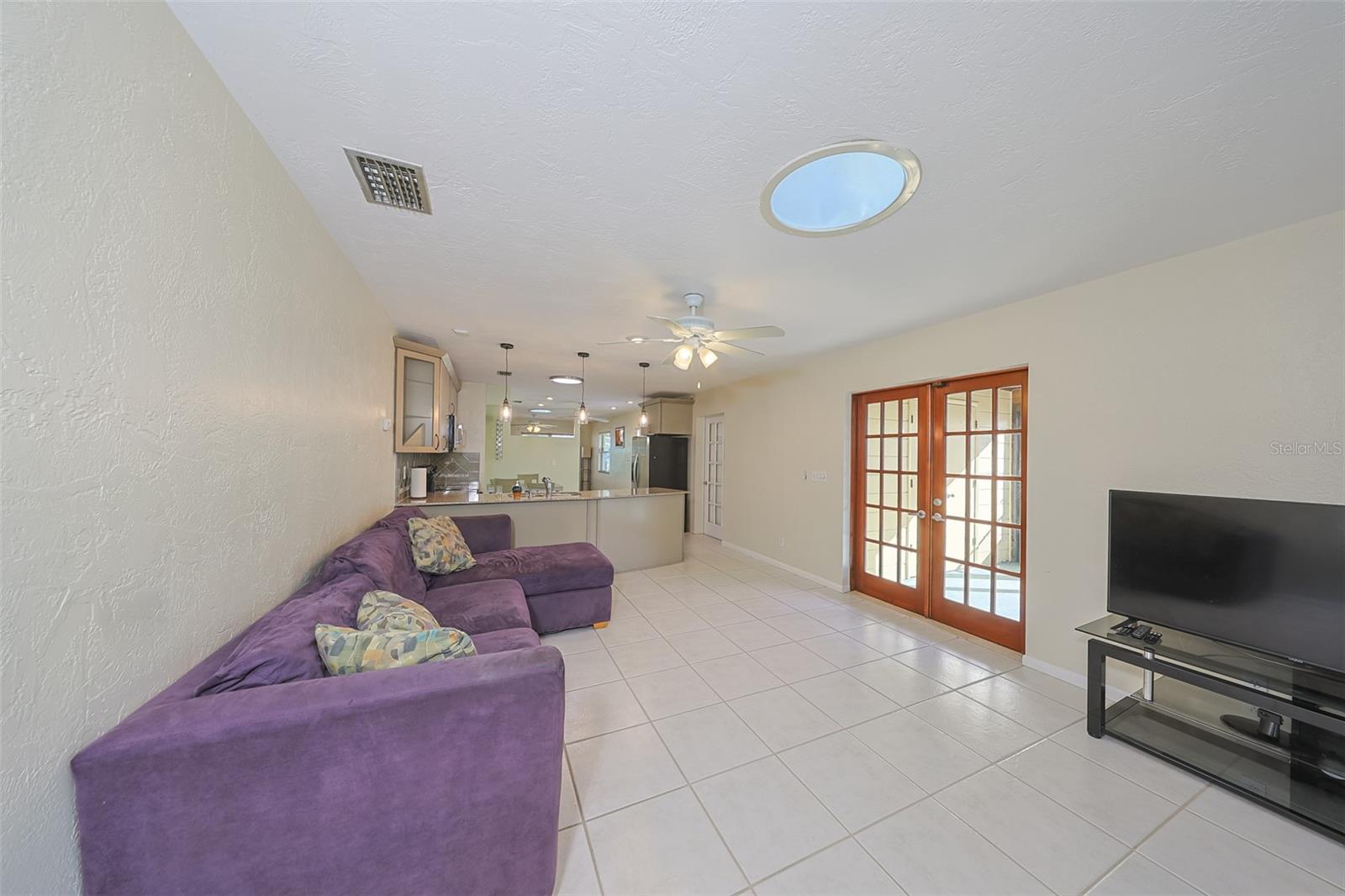 Image 12 of 37 For 8012 26th Avenue N