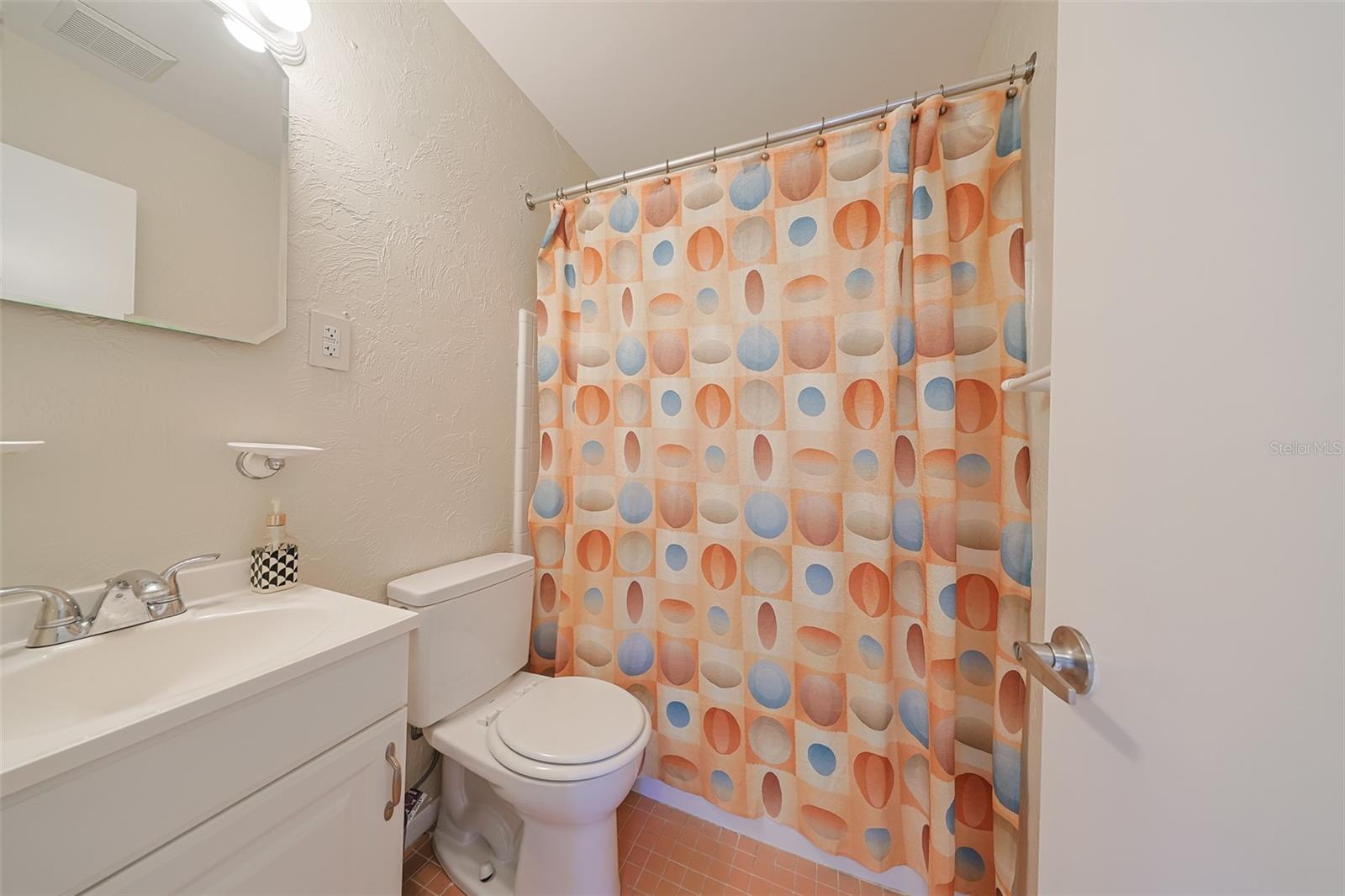 Image 24 of 37 For 8012 26th Avenue N