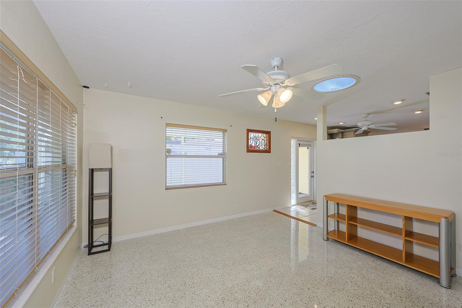 Image 4 of 37 For 8012 26th Avenue N