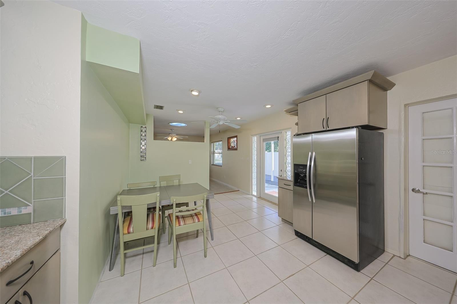 Image 9 of 37 For 8012 26th Avenue N