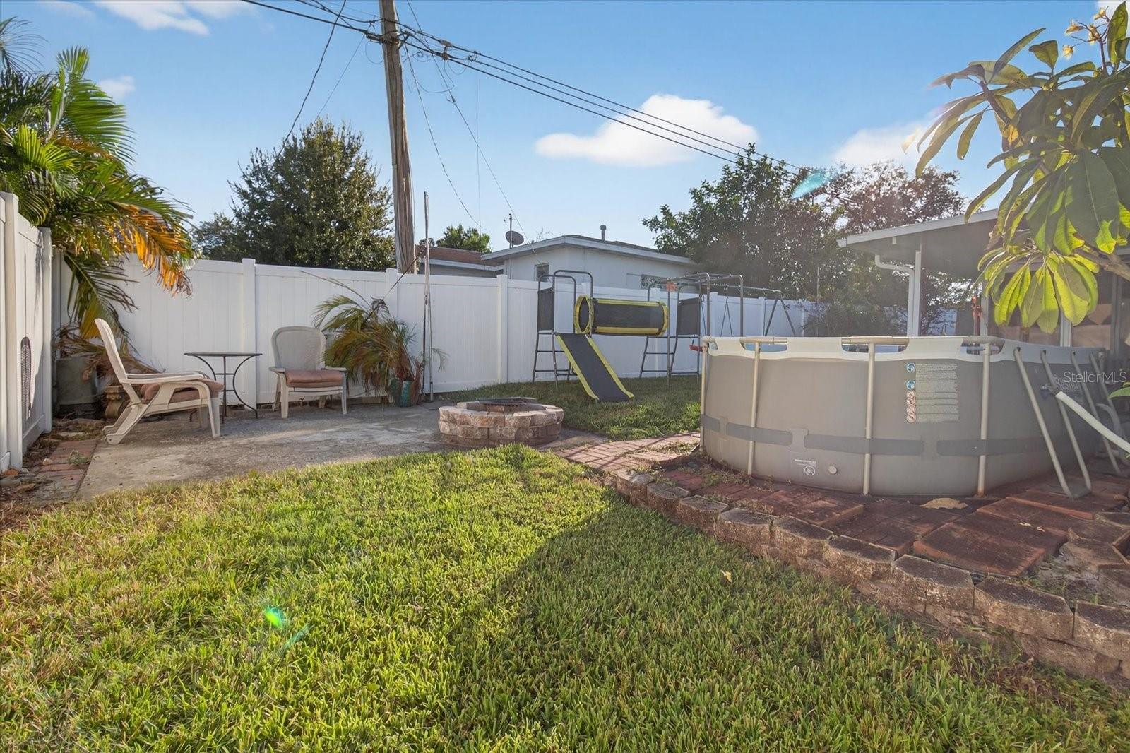 Image 66 of 93 For 1241 Lake Drive