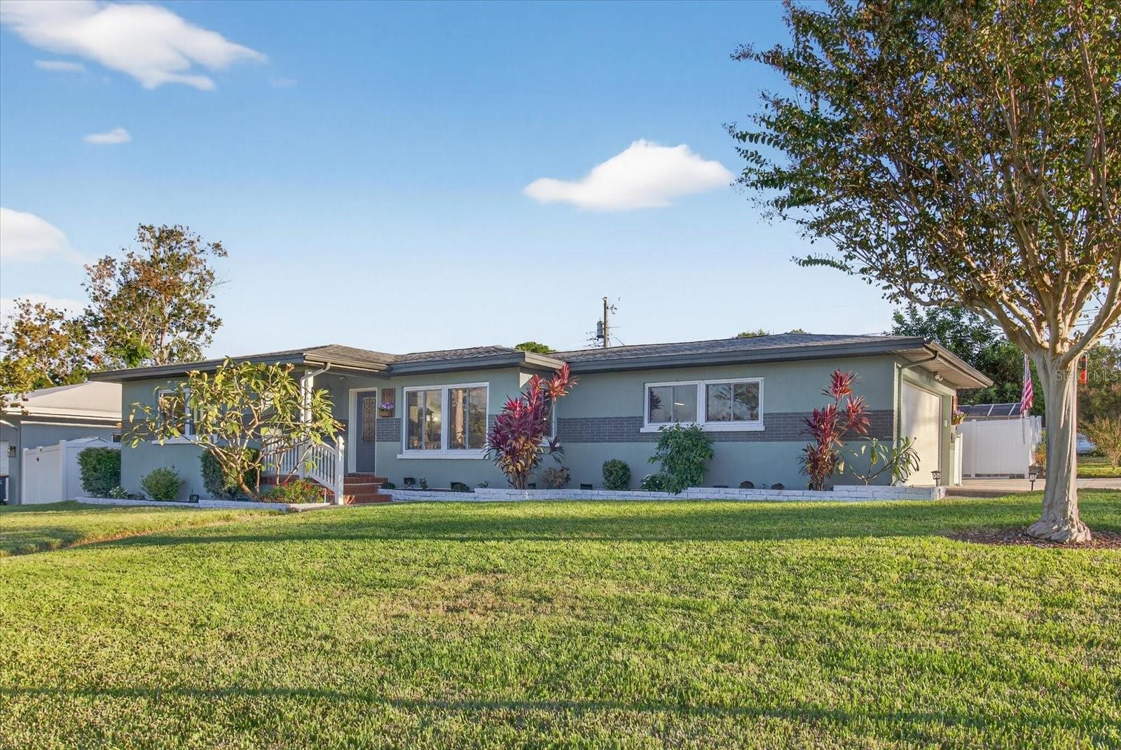 Image 92 of 93 For 1241 Lake Drive