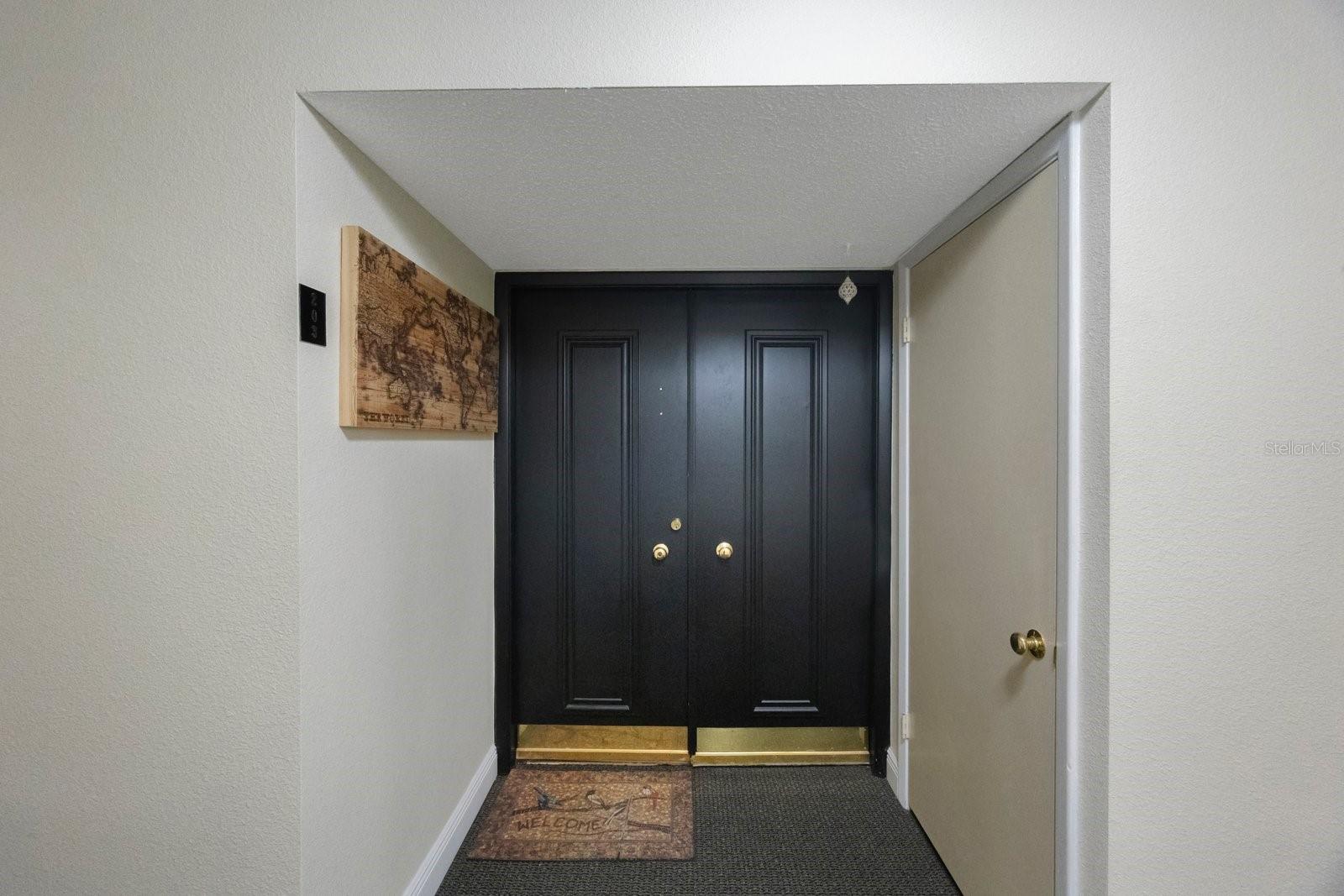 Image 30 of 38 For 100 Oakmont Lane 203