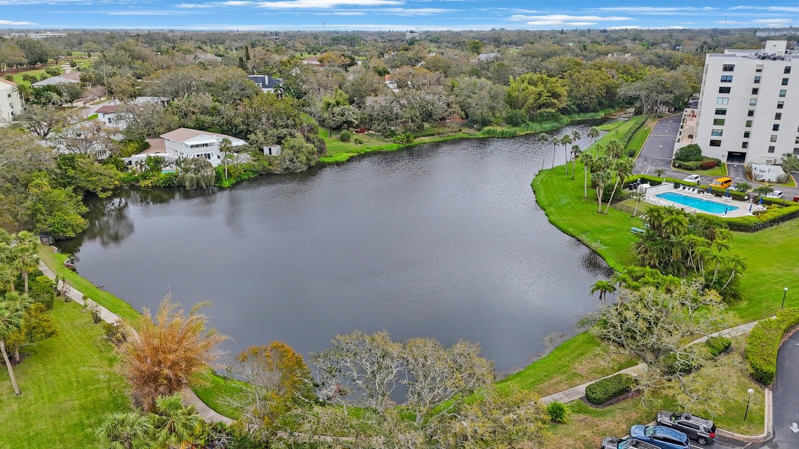 Image 35 of 38 For 100 Oakmont Lane 203