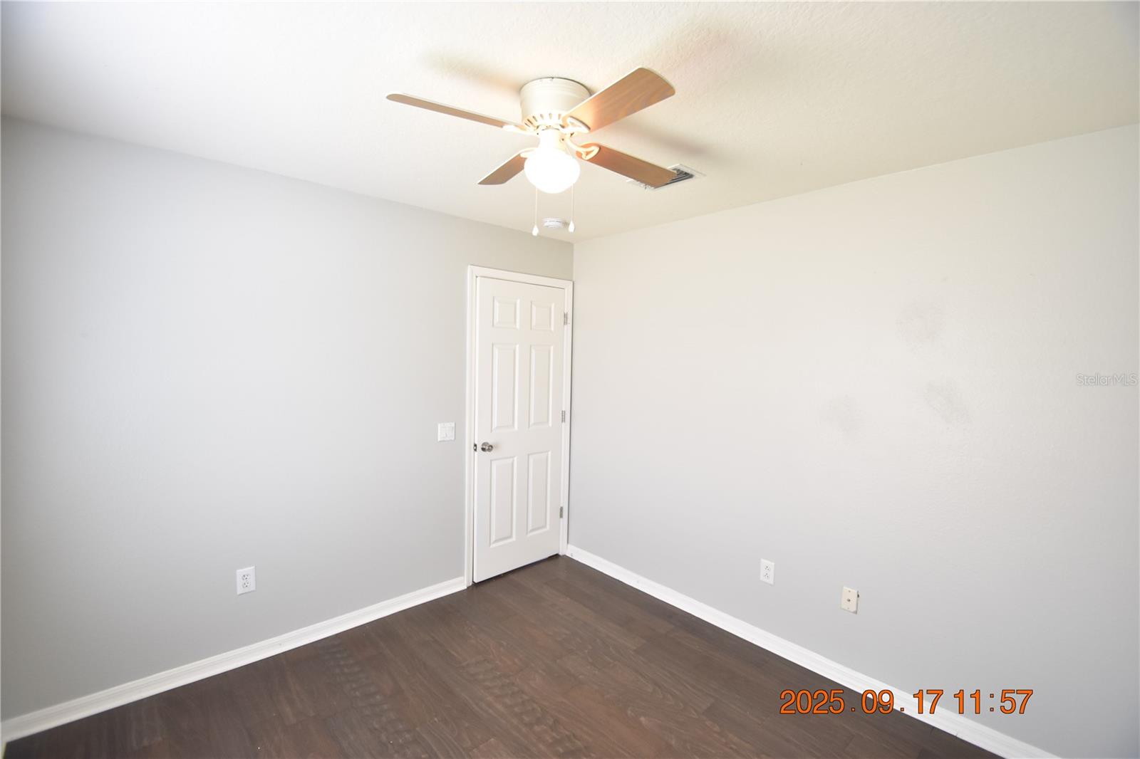 Image 28 of 52 For 24806 Black Creek Court